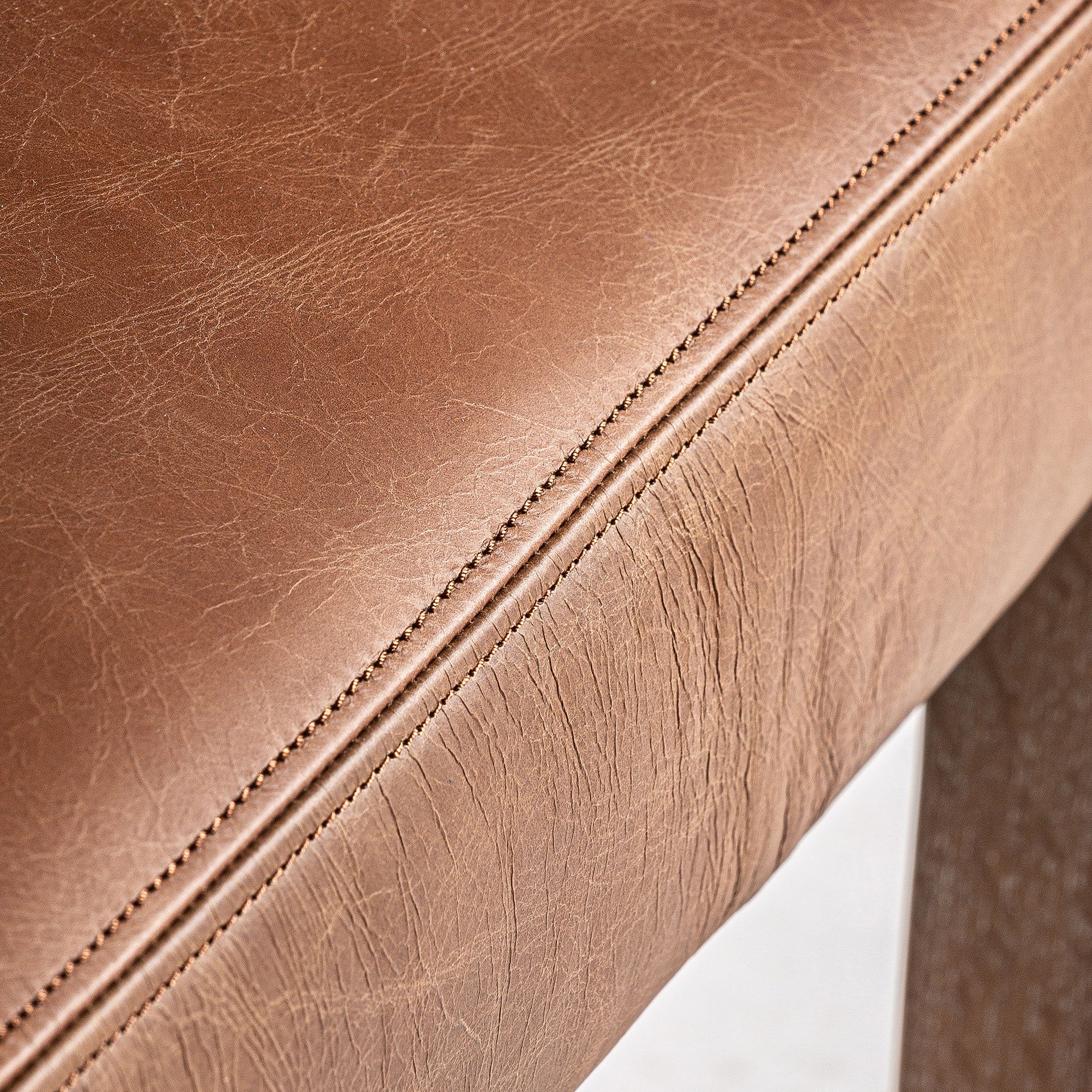 TOLLA CHAIR